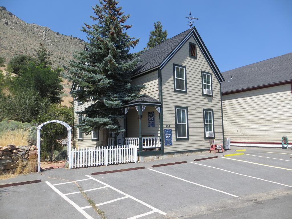 Edith Palmer'S Country Inn, Historical Bed & Breakfast Virginia City Exterior photo